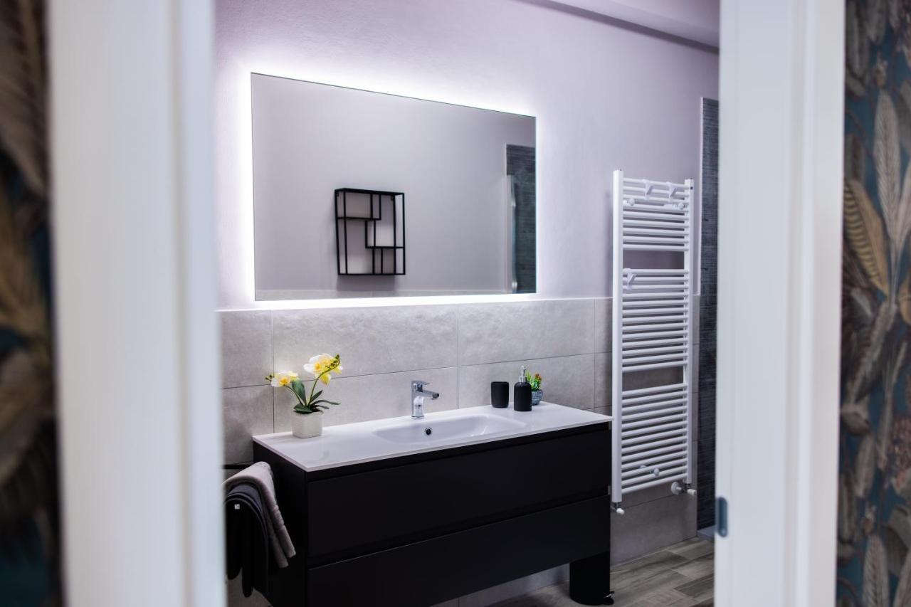 H11 Luxury Sanremo Centro - Elegante - Casino Apartment Exterior photo